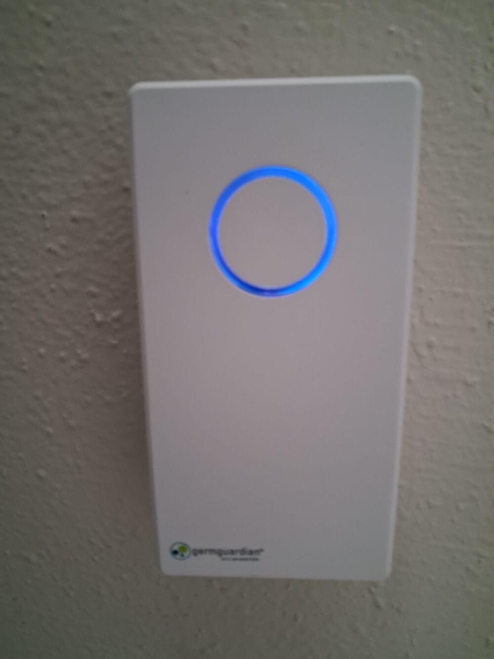 GermGuardian GG1100W UV-C Air Sanitizer Plug-In White UV Light 3.5W Tested